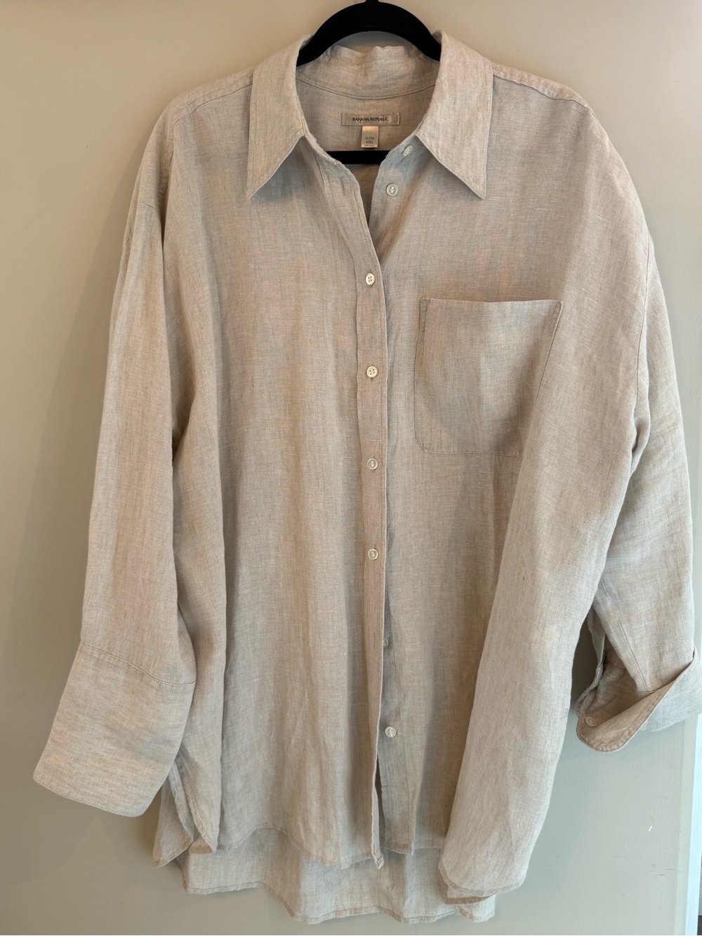 Banana Republic Men's Linen Button-Down Shirt in Light Beige